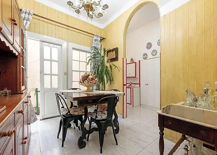 Emblematic House In Santa Cruz De La Palma