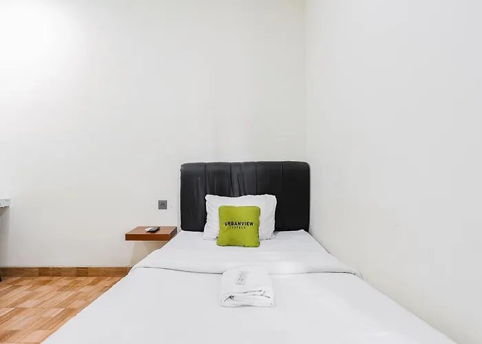Urbanview Hotel Aloevera Pontianak By Reddoorz