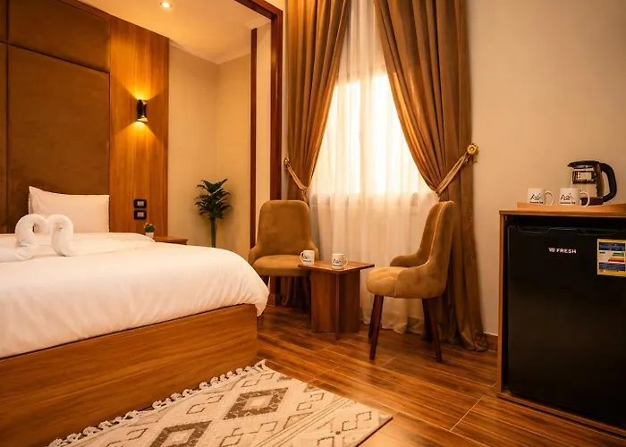 Suzana Pyramids hotel