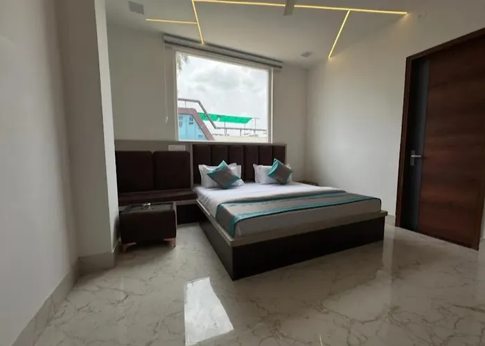 Siddhi Inn