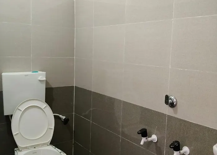Hotel Ashutosh