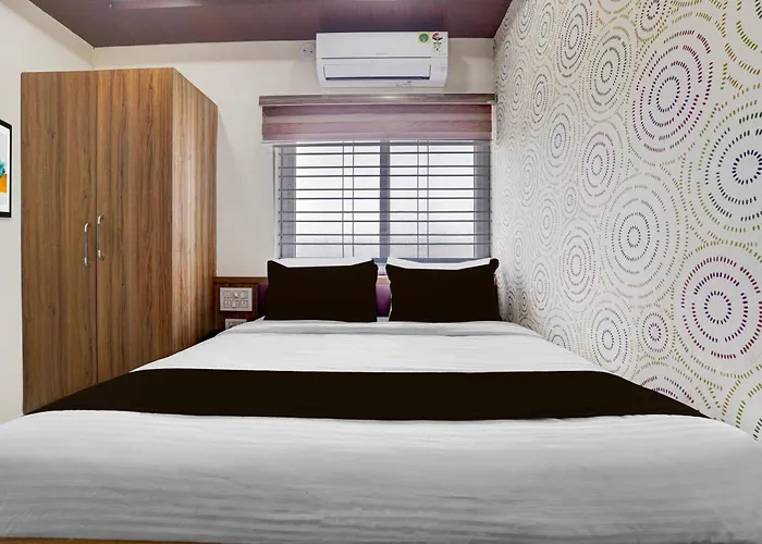 Super Townhouse Kmf Dharwad Formerly Shri Durga Comforts
