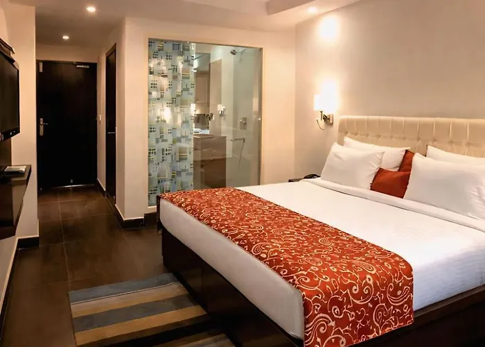Goyal Hotelirs - Hotel Samovar Stay, Agra