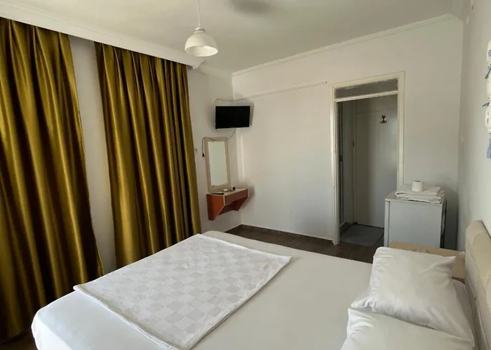 Tiffany Otel