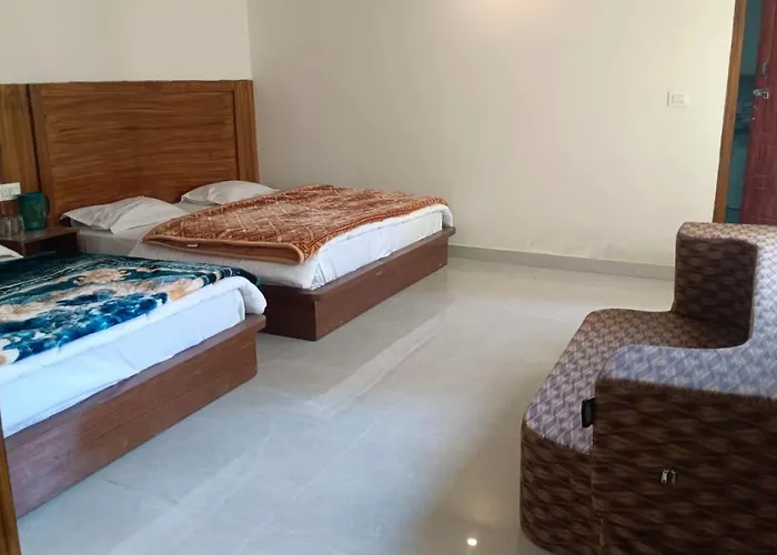 Hotel Dhanshree