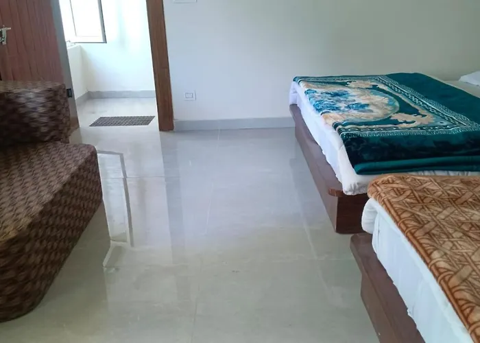 Hotel Dhanshree