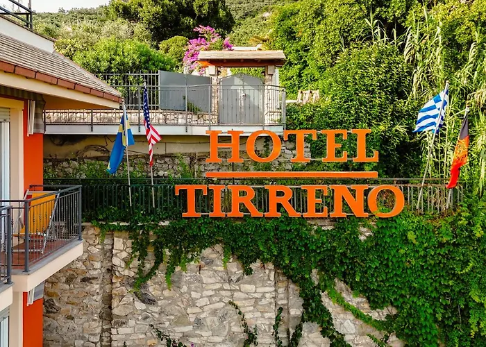 Hotel Tirreno