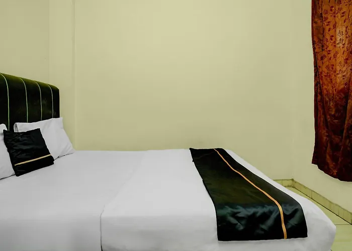 Hotel O Near Stadion Pahoman Formerly Rama Shinta Guest House