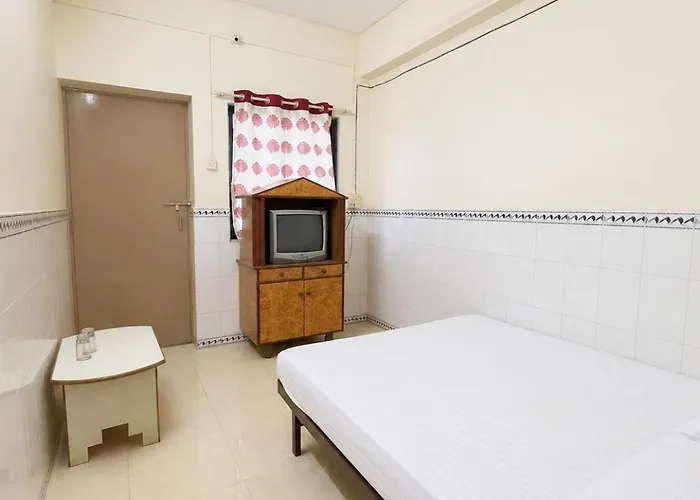 Hotel Shree Jay Amba Deluxe