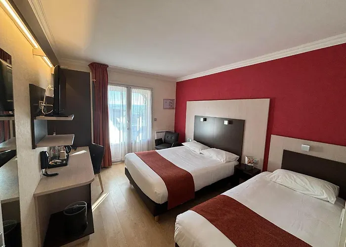 LE VAL MORET Hôtel Restaurant et Spa