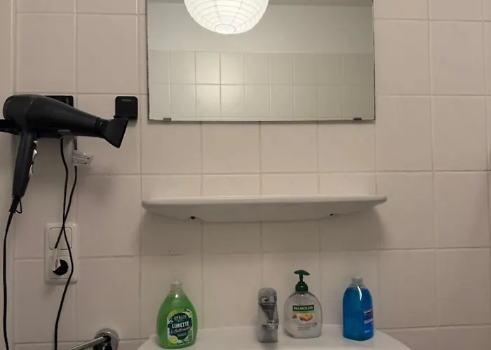 Modernes Gemuetliches Studio Zimmer