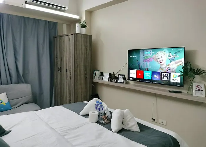 Estor Staycation