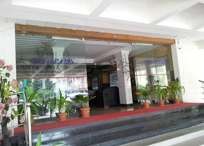 Hotel Pams