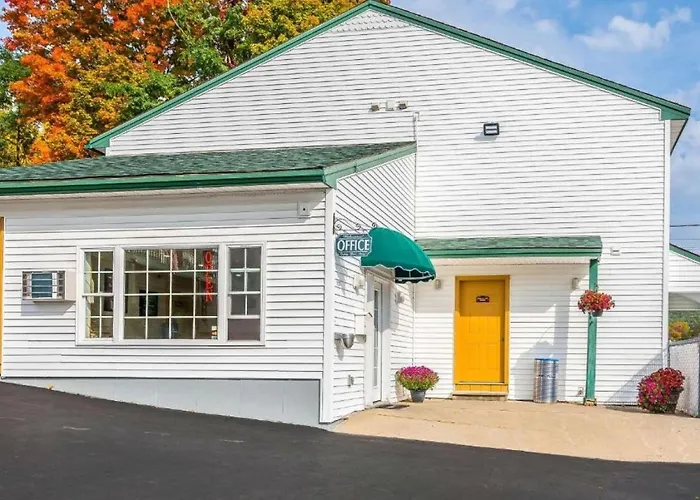 Blue Line Inn Lake George