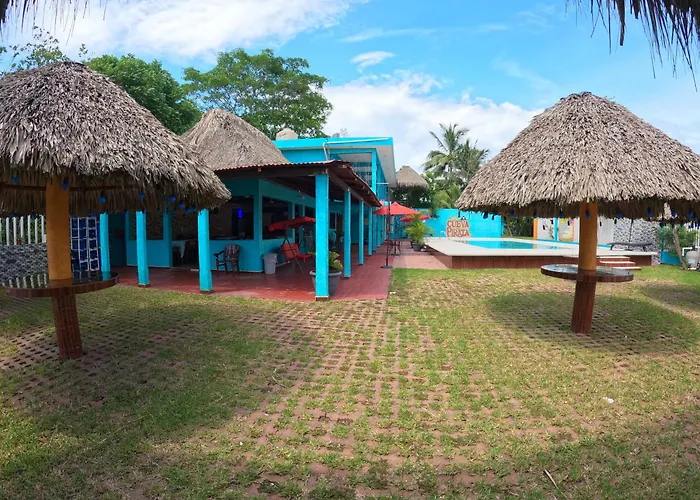 Hotel La Cueva Del Pirata