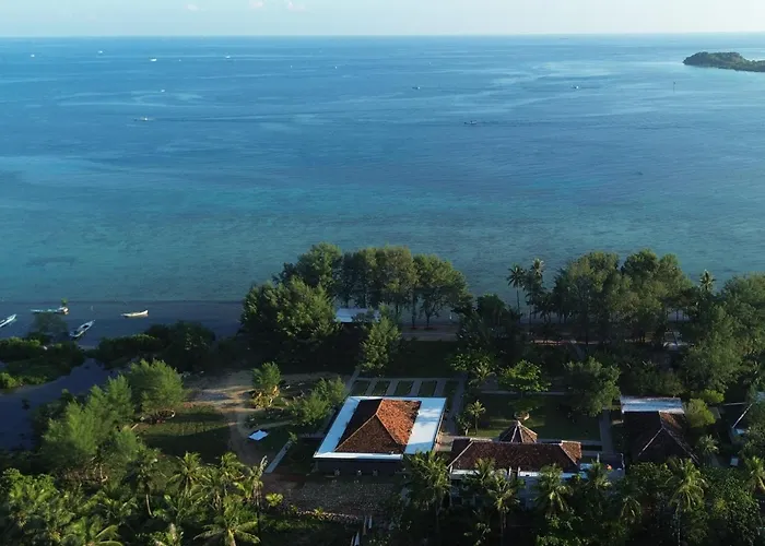 Amandalay Hotel & Villas
