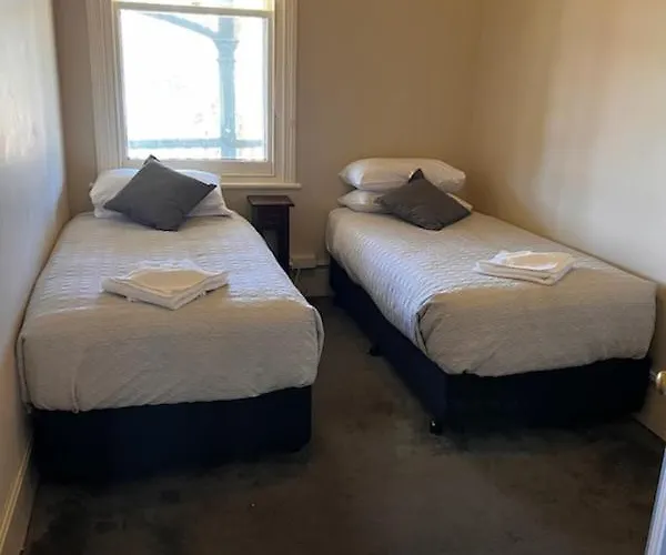 Branxholm Hotel