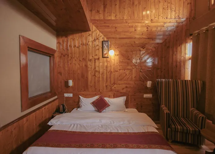 The Lazy And Slow Naggar, Manali
