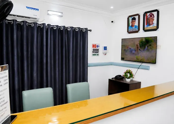Executive Private Bed And Bath