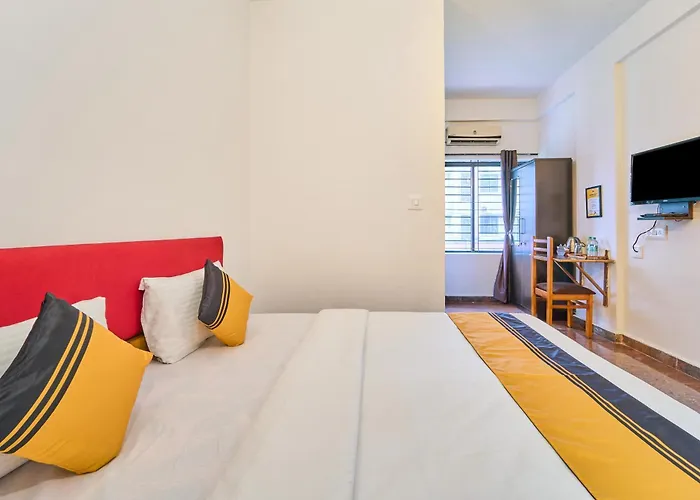 Itsy Hotels R S Bhavan, 2 Km From Mit Gate