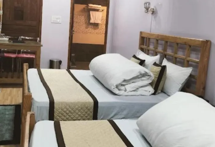 Deepraj Homestay And Restuarant