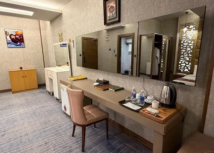 Bloom Hotel