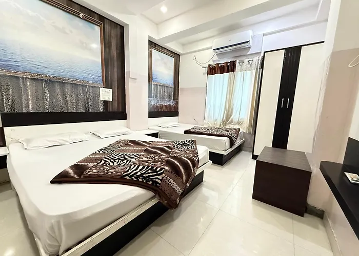 Hotel Kajal 966O9O1Oo6 Just 150Mtr From Shreenathji Temple By Sk