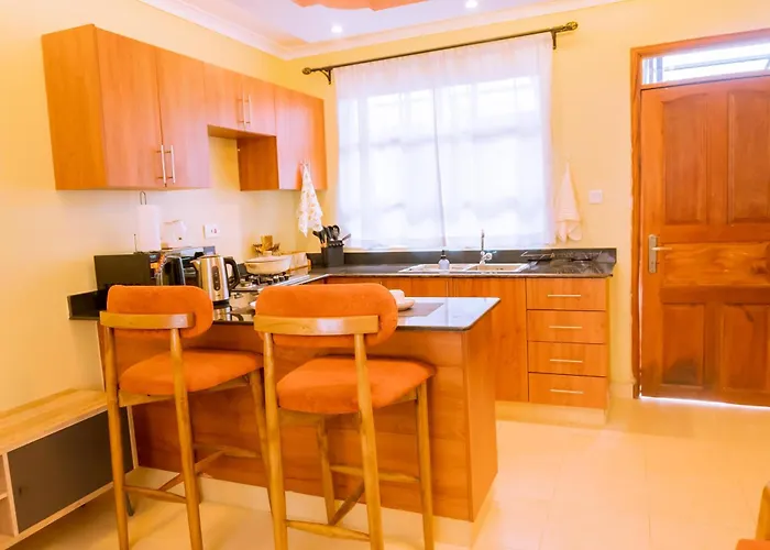 Lisa Apartments & Bnb Tenwek