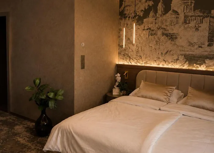 Gw Danube Hotel
