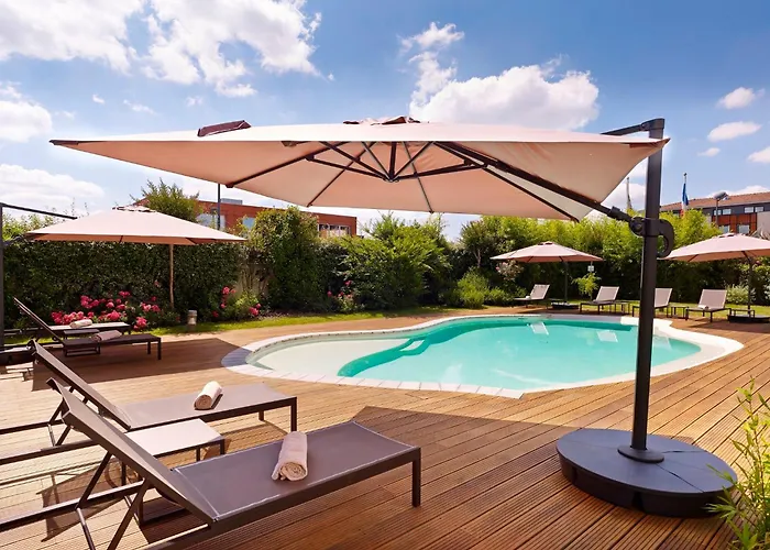 Holiday Inn Express Toulouse Airport By Ihg Blagnac