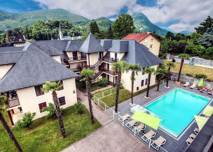 Zenitude Hôtel-Résidences l'Acacia Lourdes