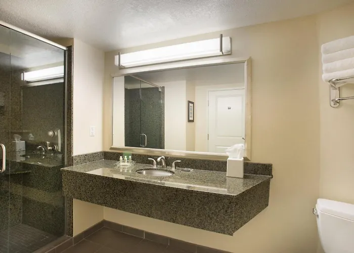 Holiday Inn & Suites Scottsdale North - Airpark By Ihg