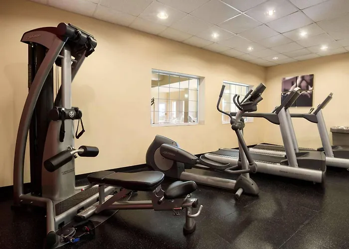 Country Inn & Suites By Radisson, Oklahoma City - Quail Springs, Ok