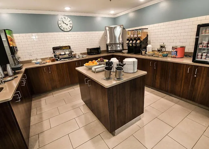 Country Inn & Suites By Radisson, Grand Forks, Nd