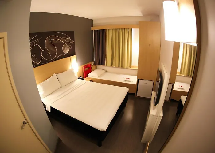 Ibis Jatai Shopping