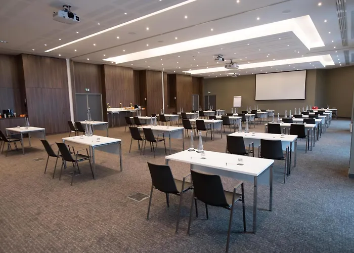 Radisson Blu Cdg Airport Terminal Hotel, Paris