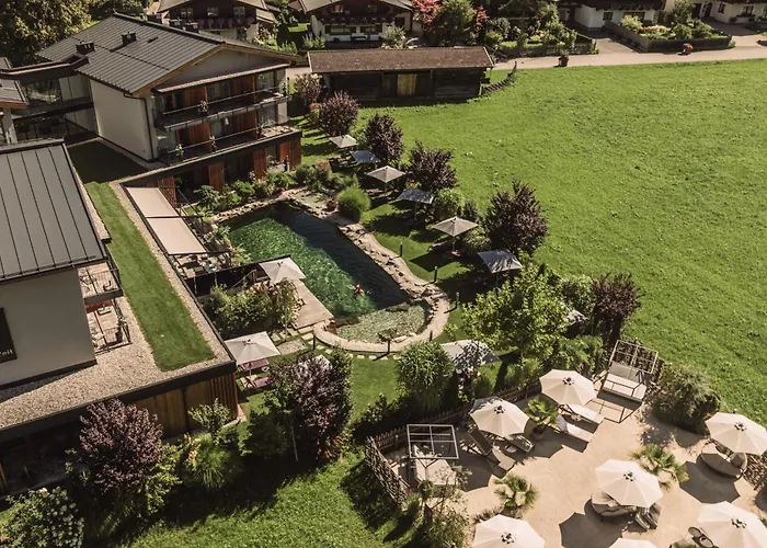 Wellness Und Brunch Hotel Morgenzeit Beheizter Naturteich Genuss Fruehstueck Bis 13 Uhr Hochkoenig Sommercard