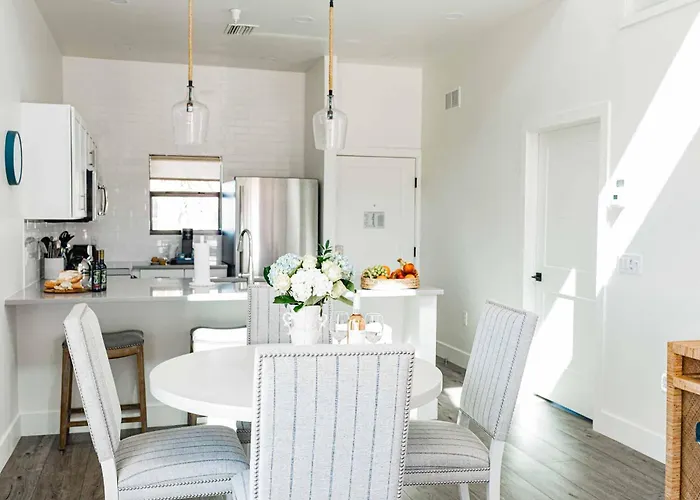 The Suites At Fishermen'S Village - 2 Bedroom Suites