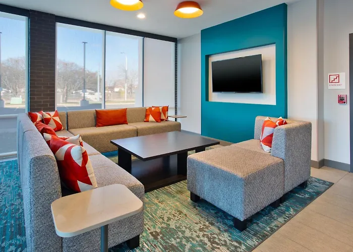 Avid Hotels - Detroit - Warren By Ihg