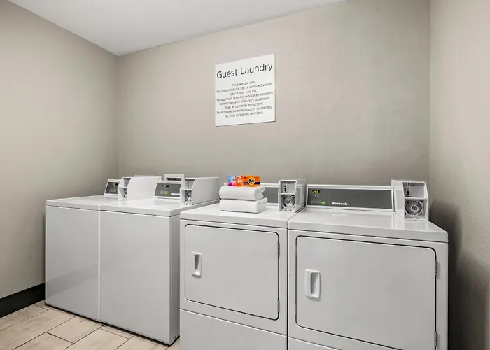 Holiday Inn Express & Suites Phoenix West - Tolleson By Ihg