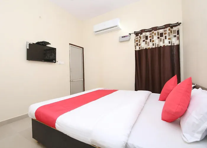 Oyo Hotel Shree Hari