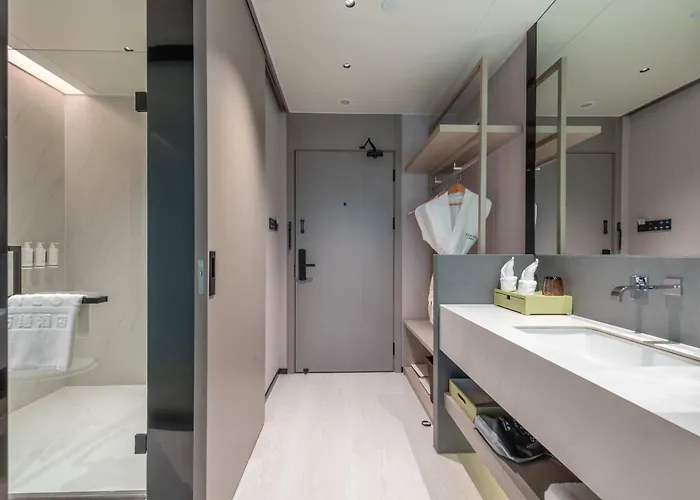 Oness Executive Hotel Guangzhou Huangpu - Free Shuttle Bus For Canton Fair During Canton Fair Period
