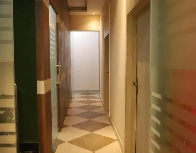 Cozy One-Room Rental In Aligarh