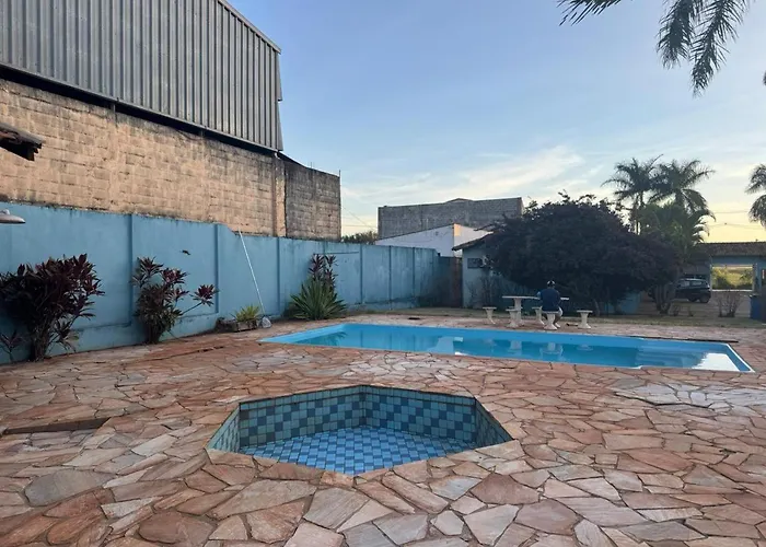 Cravinhos Park Hotel