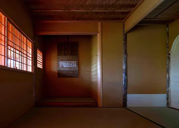 Momoyama Onsen Tsukimikan