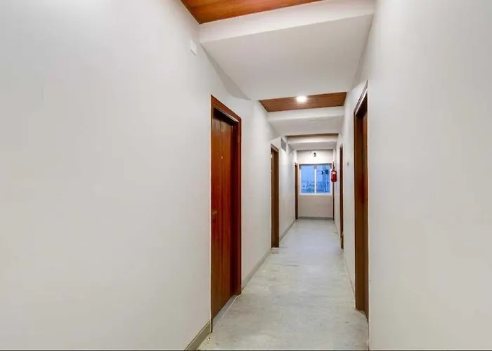 Hotel O Shri Krishna Grand