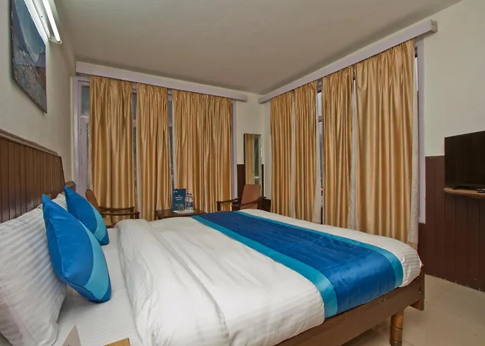 Hotel Classic Crown - #Scenic Mountain View #Open Terrace #Guest Preferred #Best Selling Hotel In Mussoorie