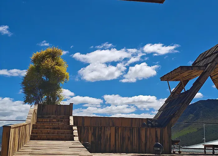 Summerless Villa - A Designer Stay Without Summer