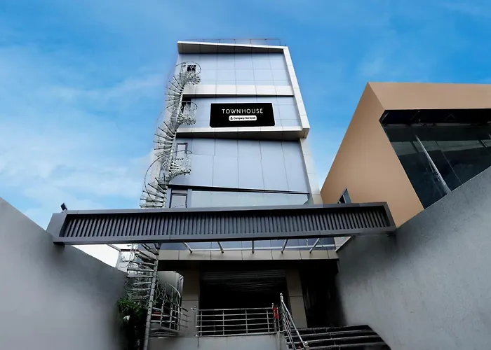 Townhouse Rauniyar City Centre Ratu Road