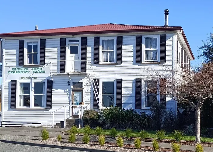 Renwick Arms Country Club